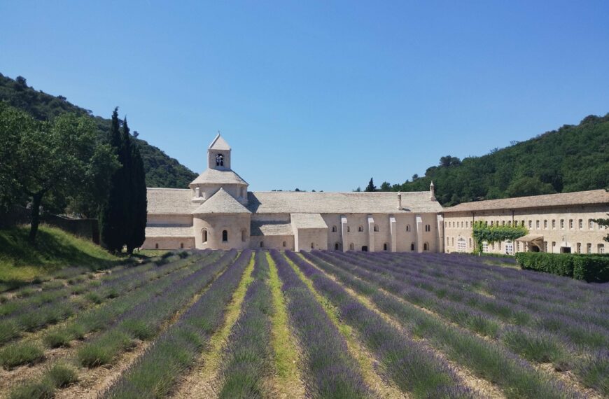 8 Best Summer Activities in Provence