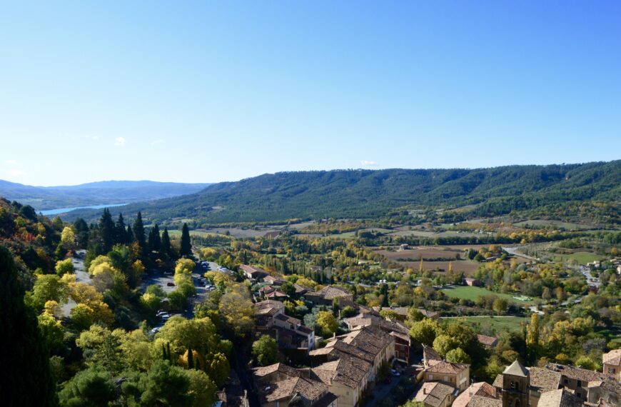 How to Spend a Weekend in Moustiers-Sainte-Marie